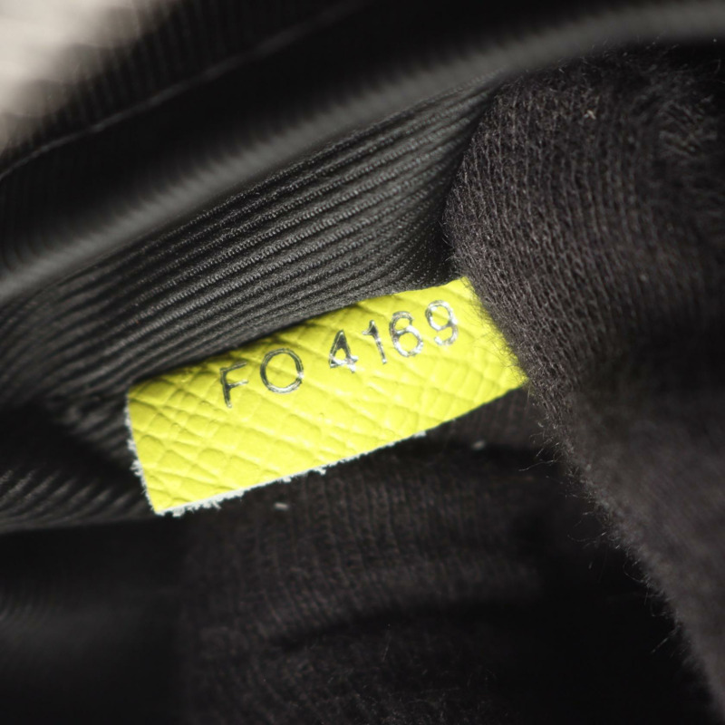 路易威登戶外斜背包 PM M30239 Taigalama 黃色 二手 LV-4