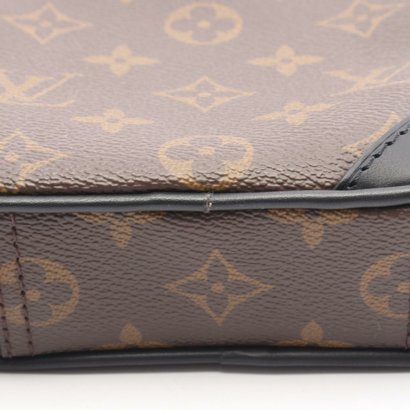 路易威登 Utility 側腰包 M44477 Monogram Solar Ray 二手 LV-6