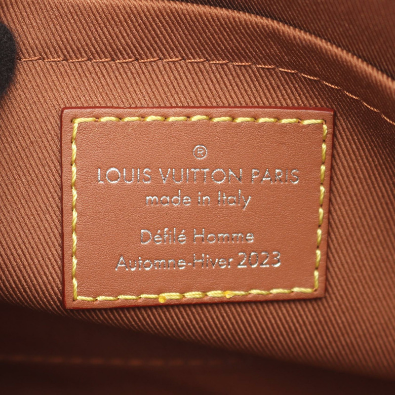 路易威登 Soft Porosion Epi XL 肩背包 M23092 Epi 皮革 棕色 LV-3