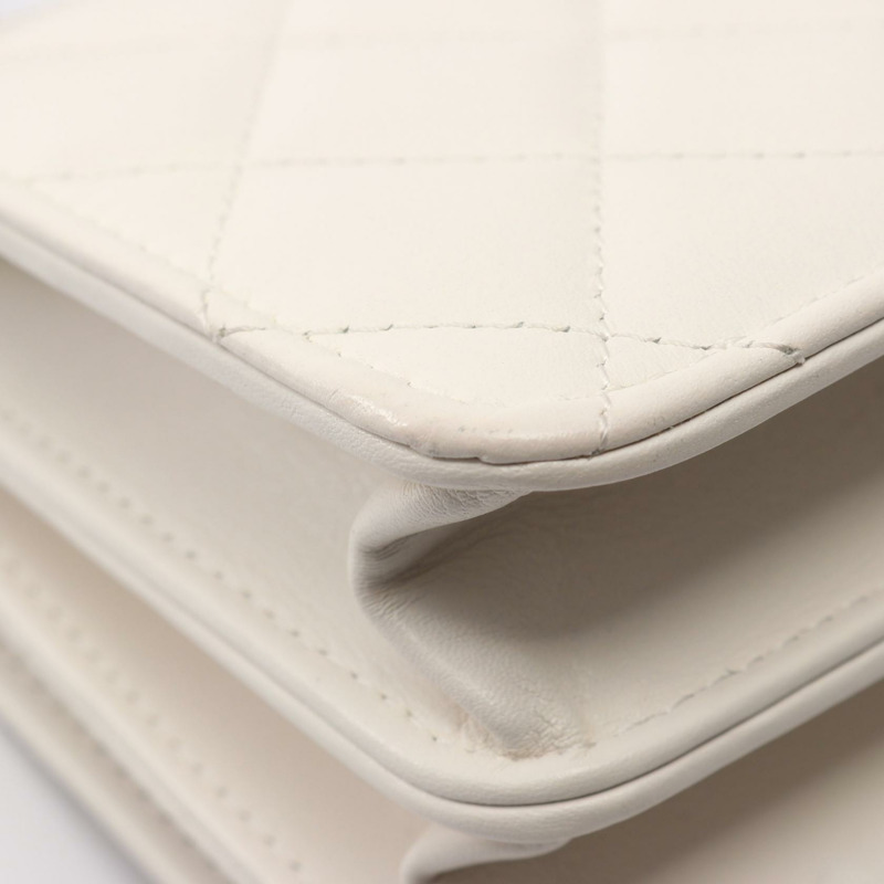 香奈兒 (CHANEL) Matelasse 頂部手柄手機包單肩包 羊皮 白色 二手 SHW-7