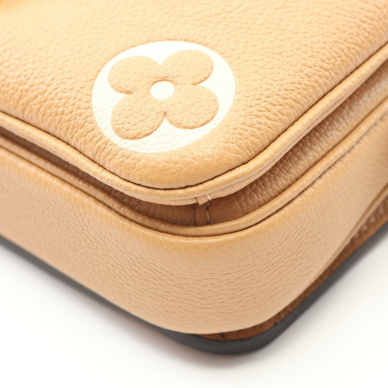 路易威登 Pochette Metis EW 單肩手提包 M12735 Monogram empreinte 米色-4