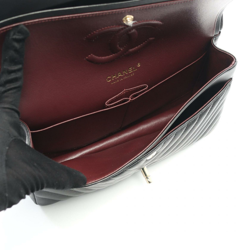 香奈兒 (CHANEL) 人字紋 V 型縫線 W 型翻蓋鏈條單肩背包 A01166 黑色皮革 金色五金 二手-2