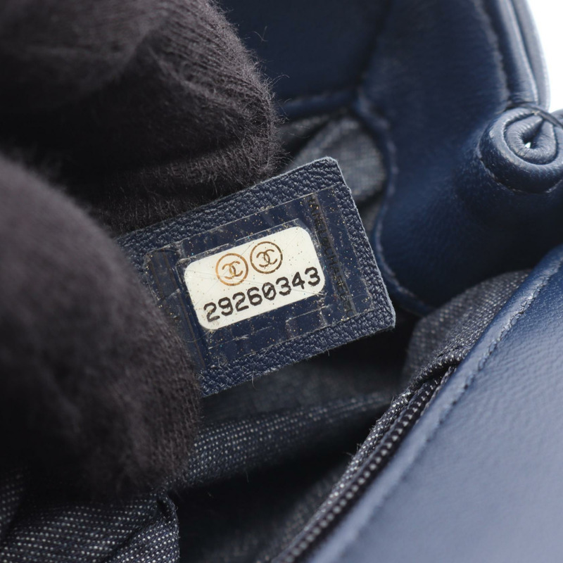 香奈兒大號翻蓋絎縫鏈條肩背斜背包，羊皮，海軍藍，二手-4