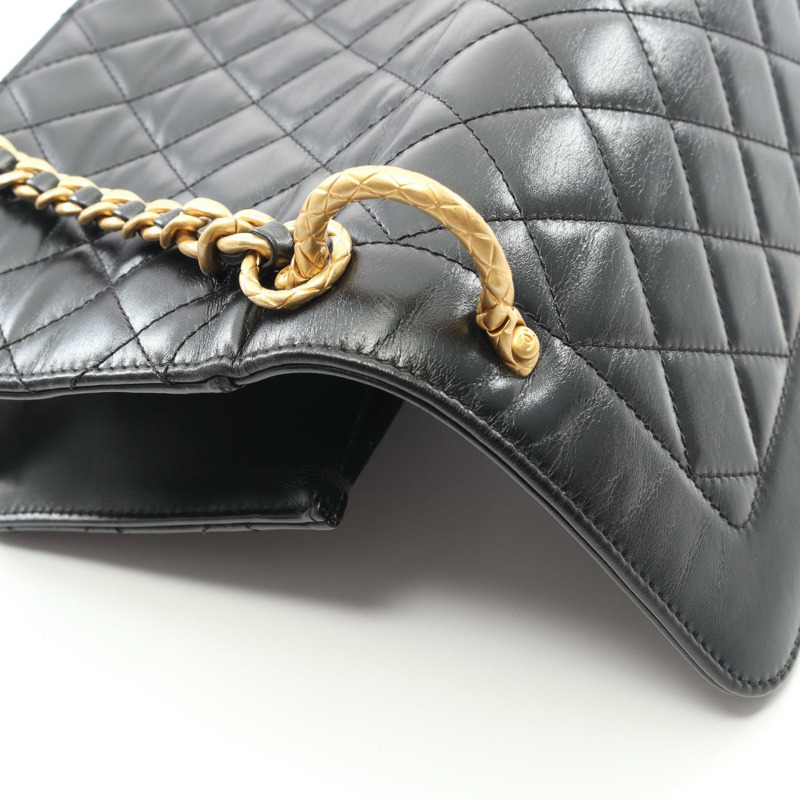 香奈兒 (CHANEL) 絎縫鏈條肩背包，黑色皮革，二手，女士，金色五金-6