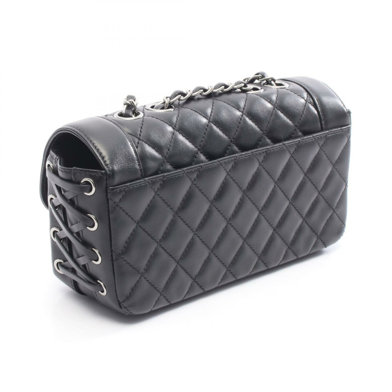 香奈兒 (CHANEL) 絎縫鏈條肩背包，羊皮材質，黑色，SHW，二手，女士 CC-1