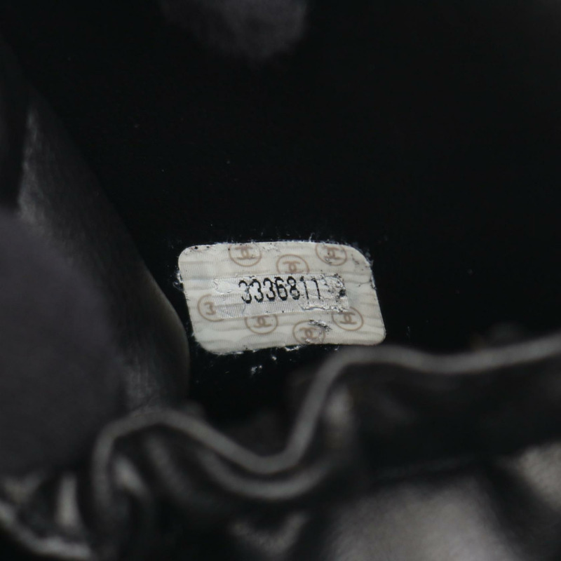 香奈兒 COCO 標誌垂直化妝包 A01998 黑色小牛皮二手金色五金-4