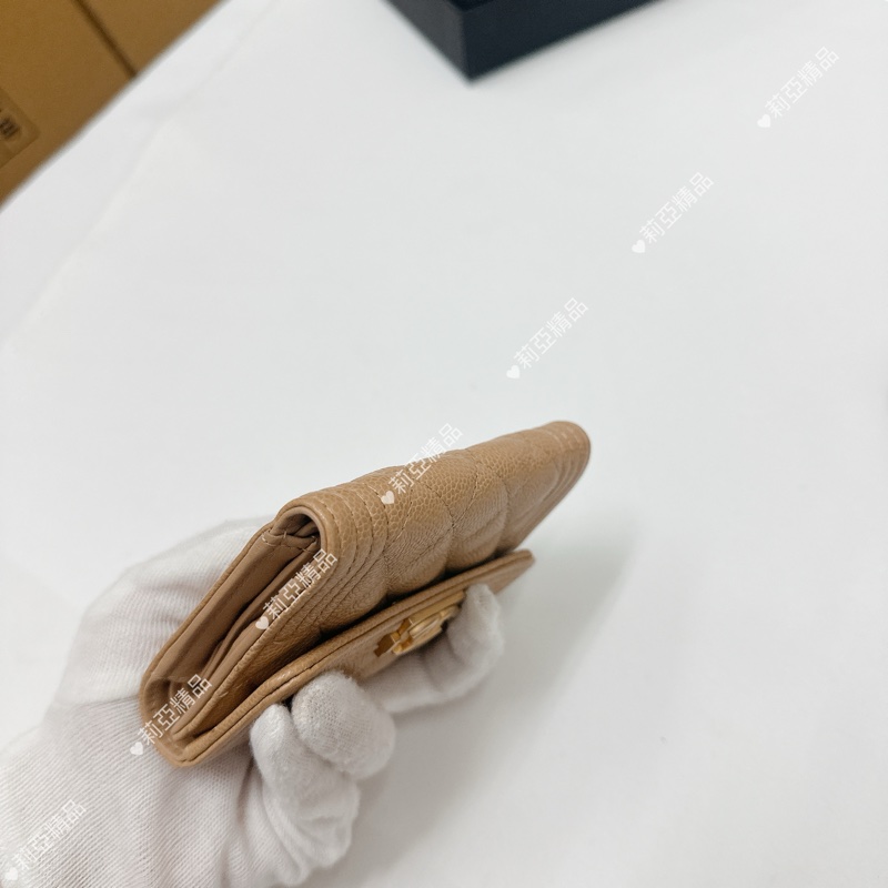 莉亞精品♡ Chanel Boy奶茶三折短夾 二手美夾-9