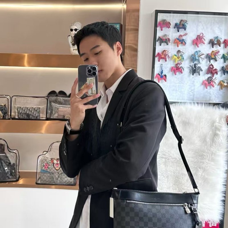 LV Greenwich藍色棋盤格郵差包36×30×8 99新配件塵袋-0