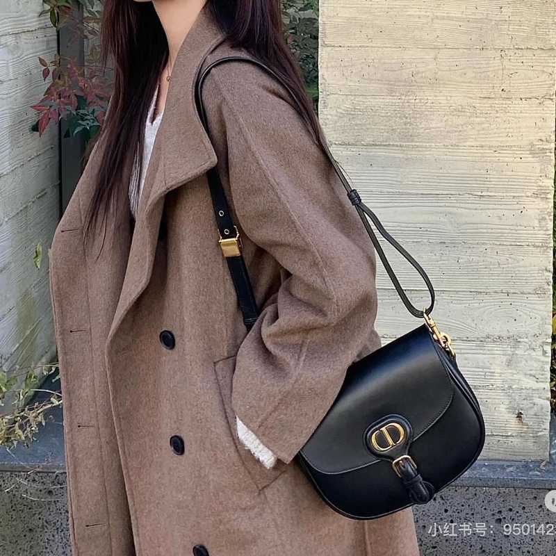 莉亞精品♡ Dior Bobby黑金 二手美包-1