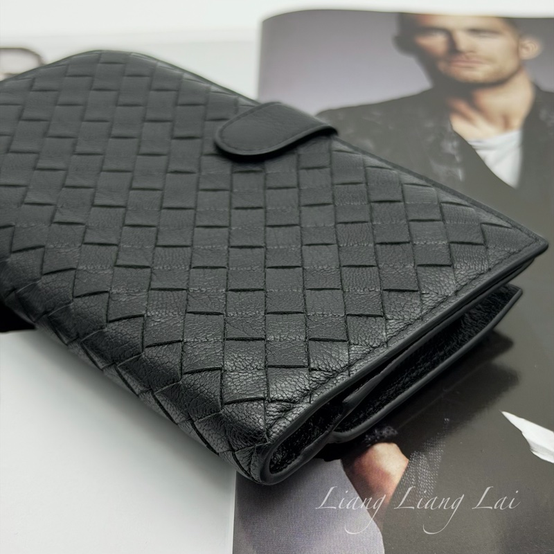 BOTTEGA VENETA BV 經典編織小羊皮對折扣式黑色中夾-22