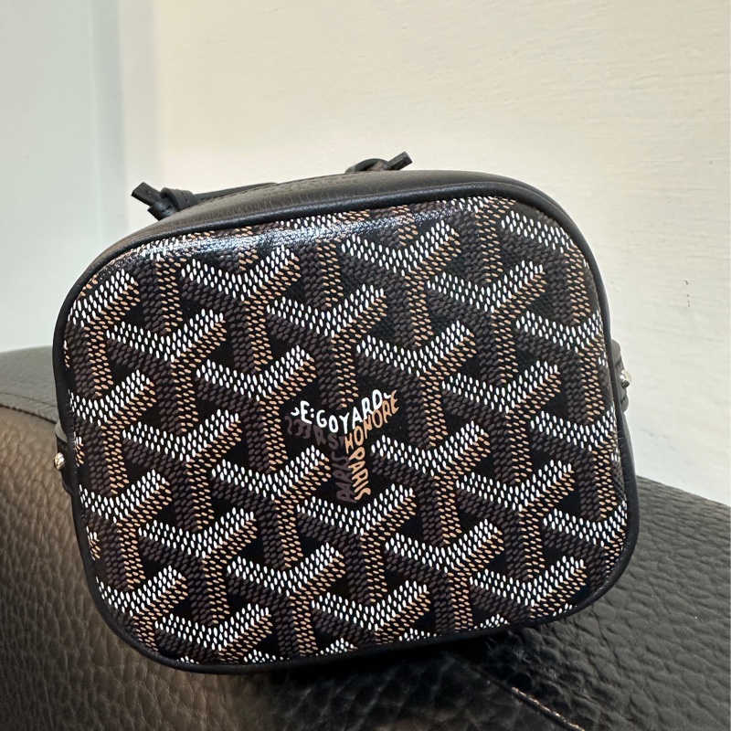 Goyard Mini Petit Flot愛心彩繪系列水桶包-黑色-10