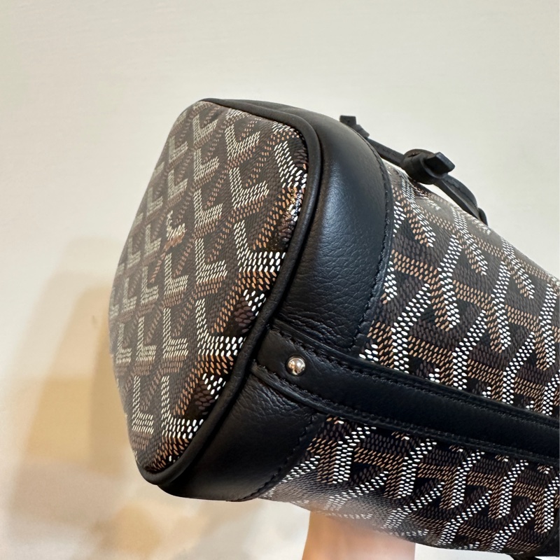 Goyard Mini Petit Flot愛心彩繪系列水桶包-黑色-13