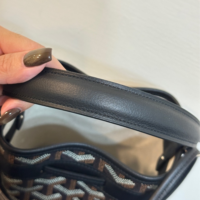 Goyard Mini Petit Flot愛心彩繪系列水桶包-黑色-14