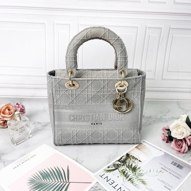Dior  灰色藤格紋刺繡中號 LADY D-LITE 24*20*11cm 98新配件塵袋-1