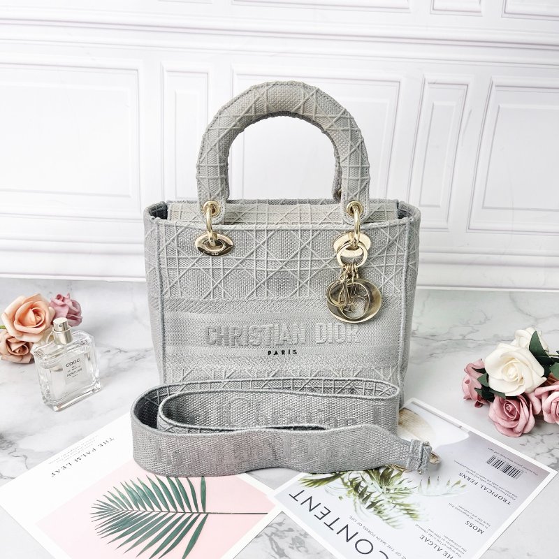 Dior  灰色藤格紋刺繡中號 LADY D-LITE 24*20*11cm 98新配件塵袋-4