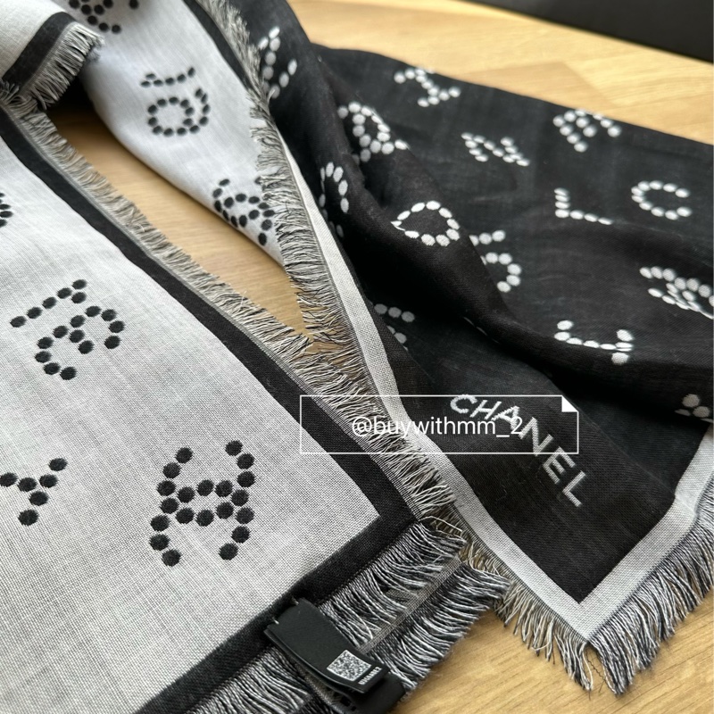 ⭐️賣場有滿額折扣⭐️香奈兒 雙面黑灰披肩圍巾-7