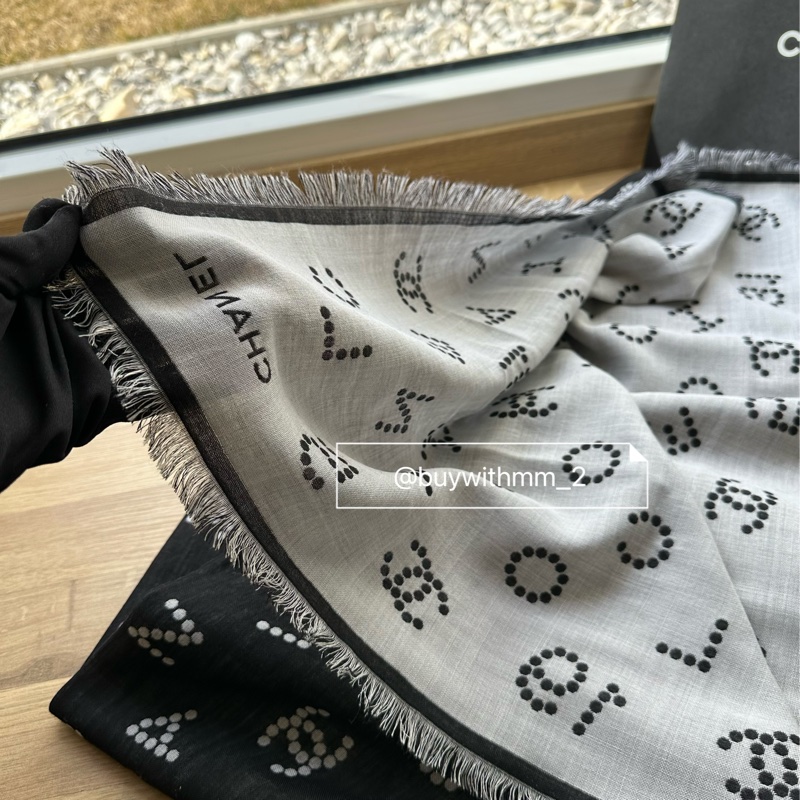 ⭐️賣場有滿額折扣⭐️香奈兒 雙面黑灰披肩圍巾-9