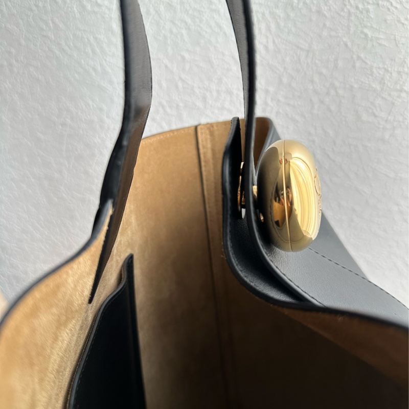 Loewe 超美單手把 圓桶包 中-8
