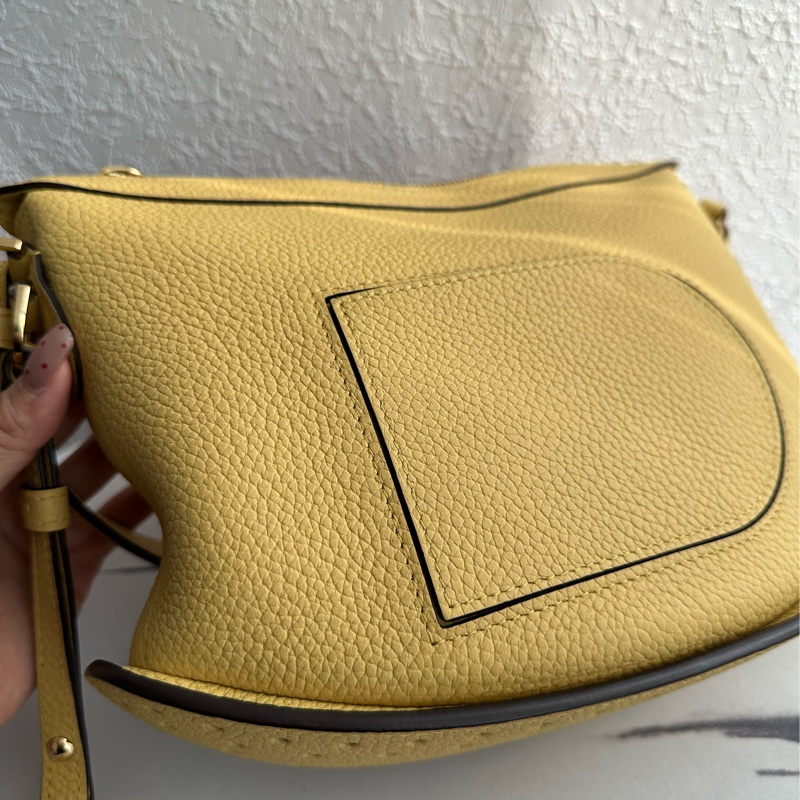 delvaux德爾沃貴婦低調款斜背包-1