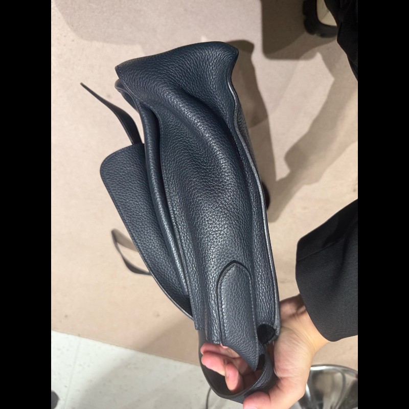 Hermes Steve中號深藍色tc皮 斜背包肩背包-11
