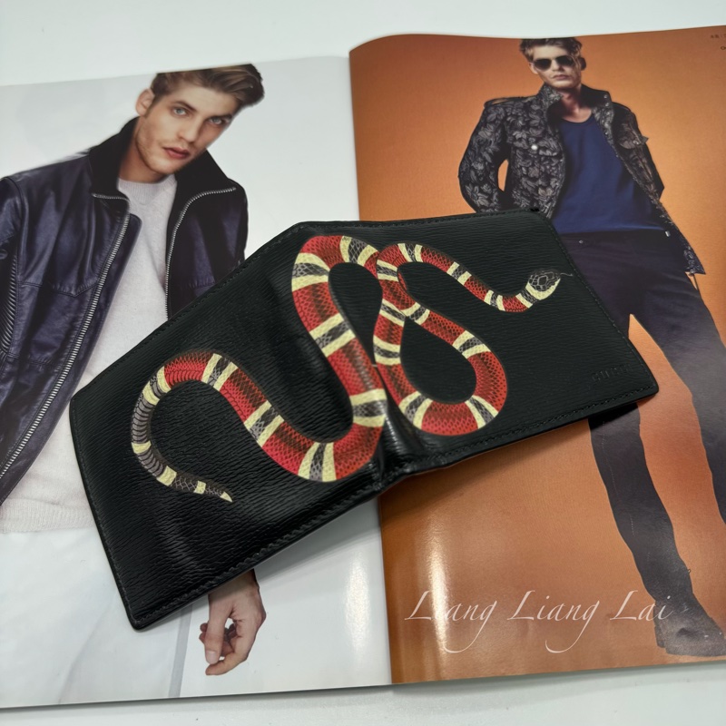 GUCCI 古馳 珊瑚蛇印花黑色對開短夾-11