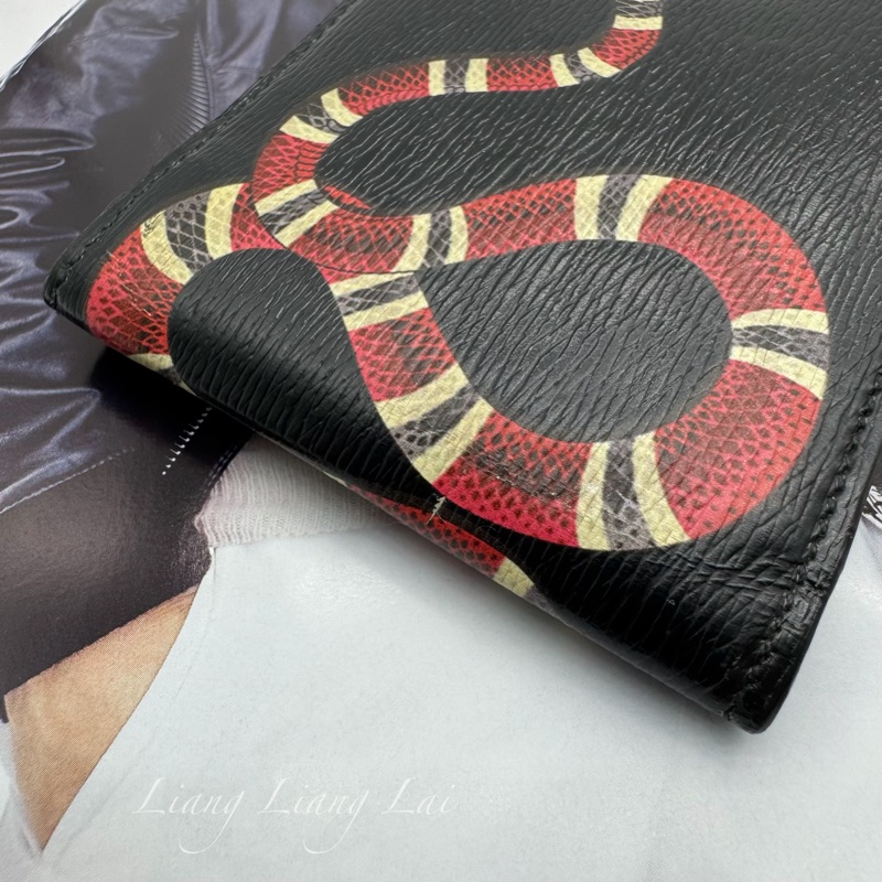 GUCCI 古馳 珊瑚蛇印花黑色對開短夾-22