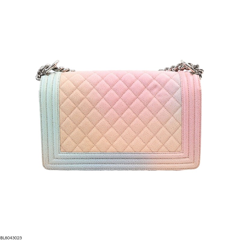 CHANEL leboy 炫彩荔枝牛皮中號25cm 菱格紋-1