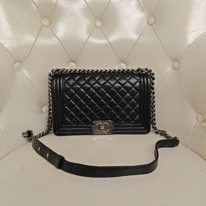 Chanel Leboy 黑色小牛皮復古銀扣菱格中號 25cm 鏈條包-0