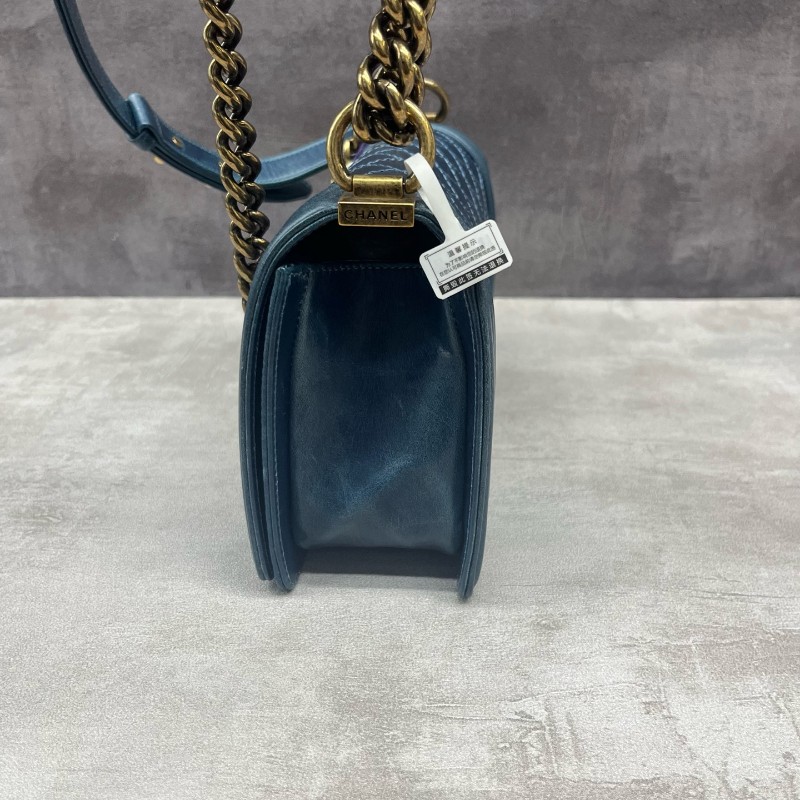Chanel  LEBOY 藍色油蠟皮菱格紋 中號25cm-3