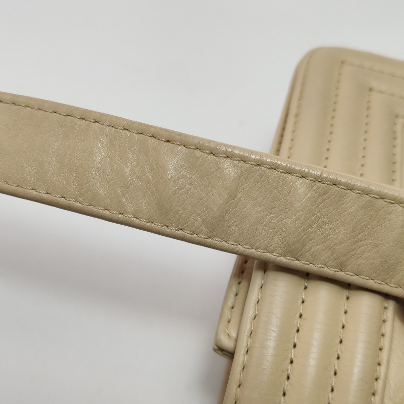 Chanel 小號Leboy菱格紋奶茶色 20cm-18