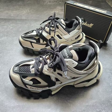 巴黎世家BALENCIAGA TRACK 黑棕奶茶 無附件 39碼 好成色 98新