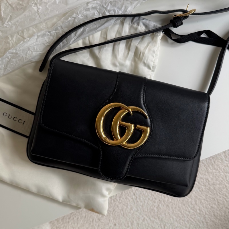 Gucci Arli 斜背信封包-0