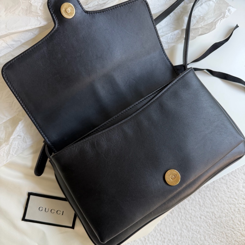 Gucci Arli 斜背信封包-3