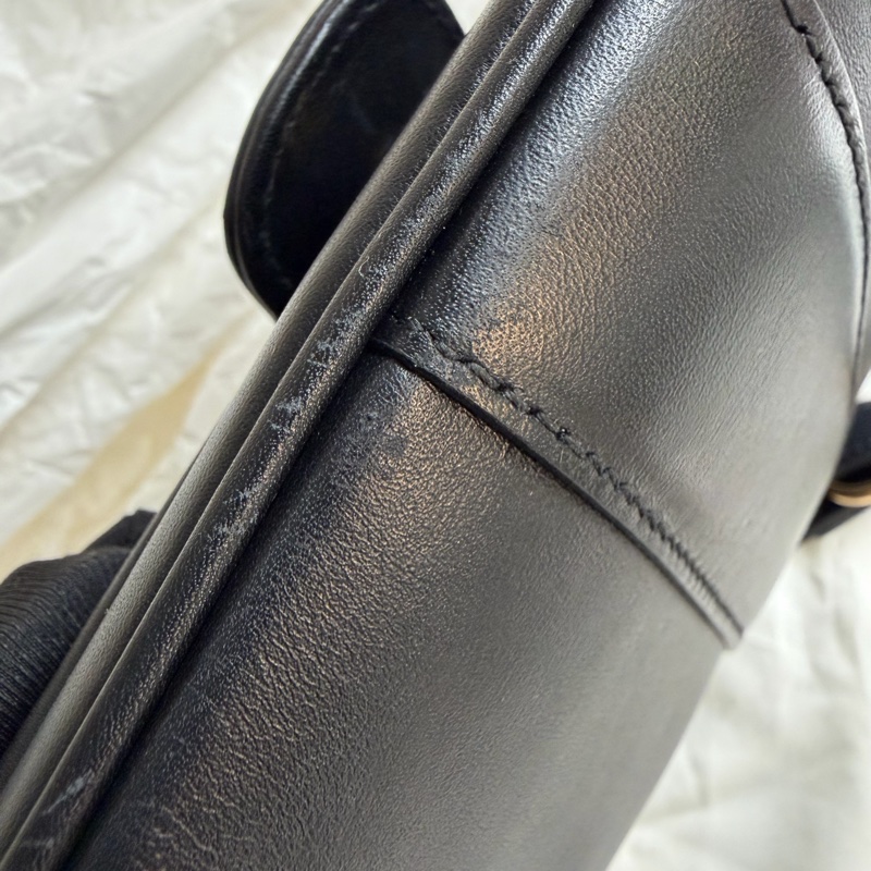 Gucci Arli 斜背信封包-18