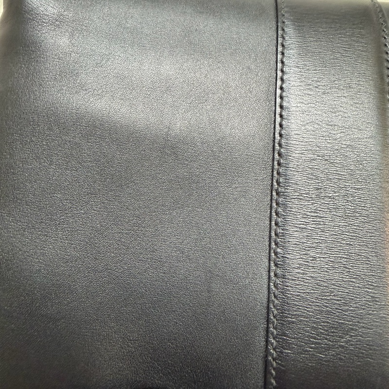 Gucci Arli 斜背信封包-22