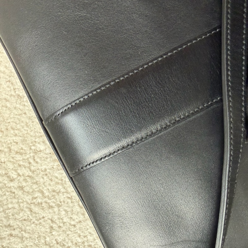 Gucci Arli 斜背信封包-33