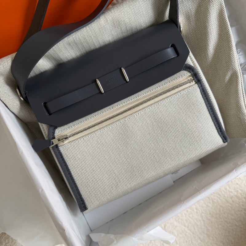 Hermes mini herbag 石板灰 銀釦-1