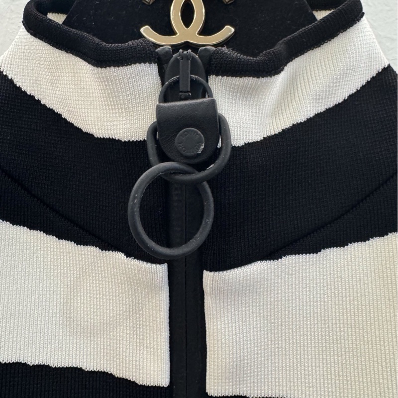 LV路易威登 Louis Vuitton 黑白拼色不規則條紋女款無袖針織衫 XS碼99新-3
