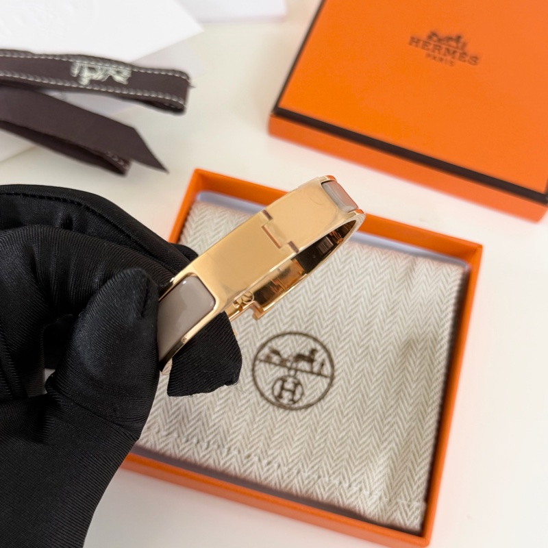 「99新 膠膜未撕」Hermes Clic H手環 奶茶色x玫瑰金-4