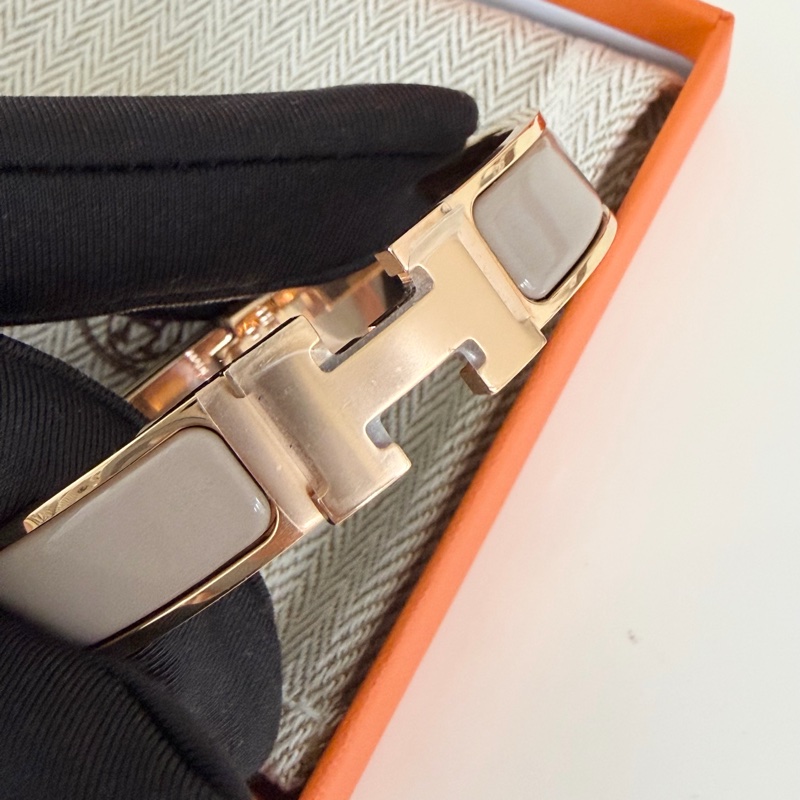 「99新 膠膜未撕」Hermes Clic H手環 奶茶色x玫瑰金-5