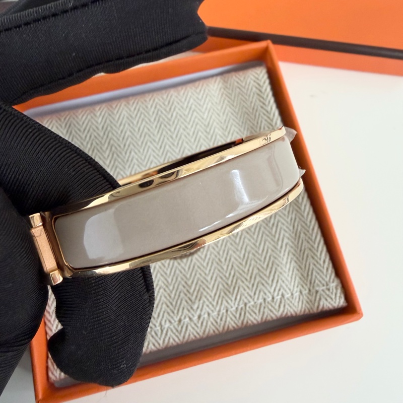 「99新 膠膜未撕」Hermes Clic H手環 奶茶色x玫瑰金-13