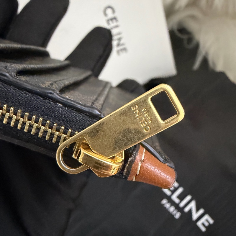 Celine 拉鍊卡夾零錢包-16