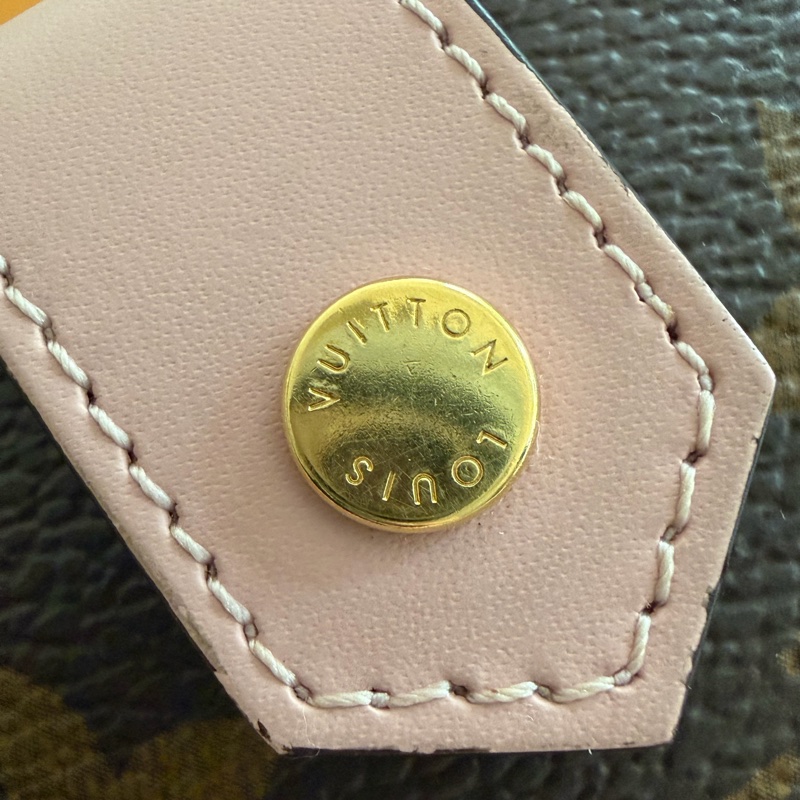 LV 五層風琴式卡夾 M69761-6