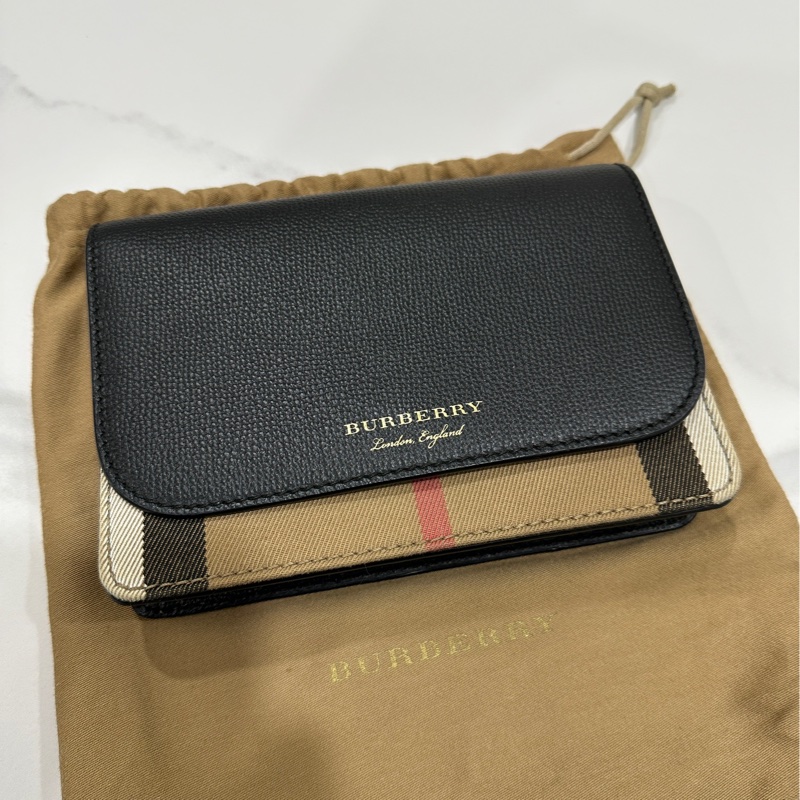 Burberry 黑色woc斜背包-0