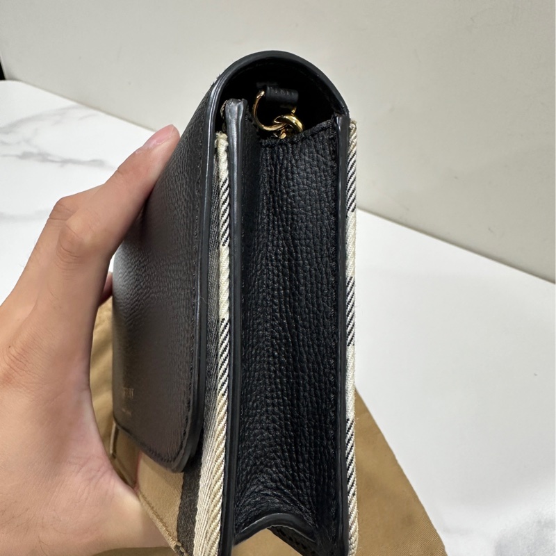Burberry 黑色woc斜背包-8