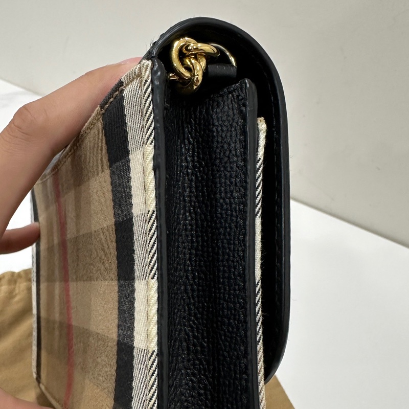 Burberry 黑色woc斜背包-10