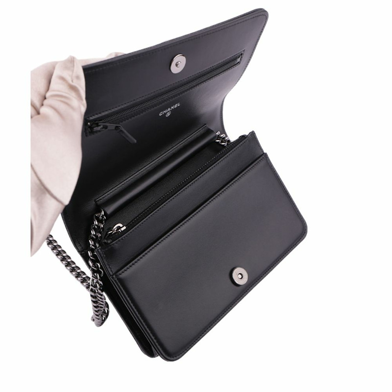 CHANEL 男童 WOC 斜背包 AP1117 B16895 94305-6