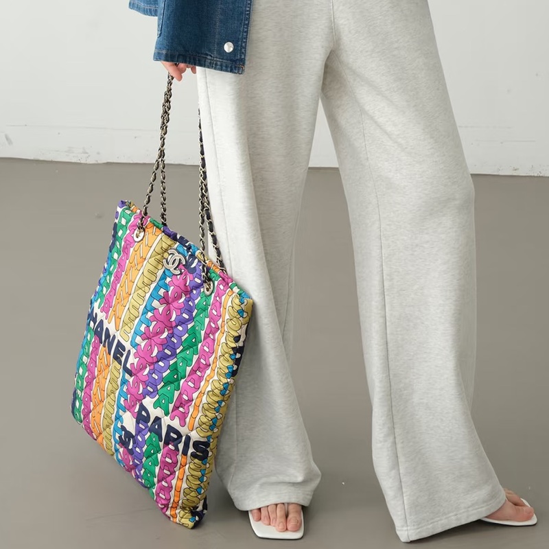 🌈香奈兒21k霓虹彩虹字母tote Chanel彩色尼龍金釦托特包AS2896-1