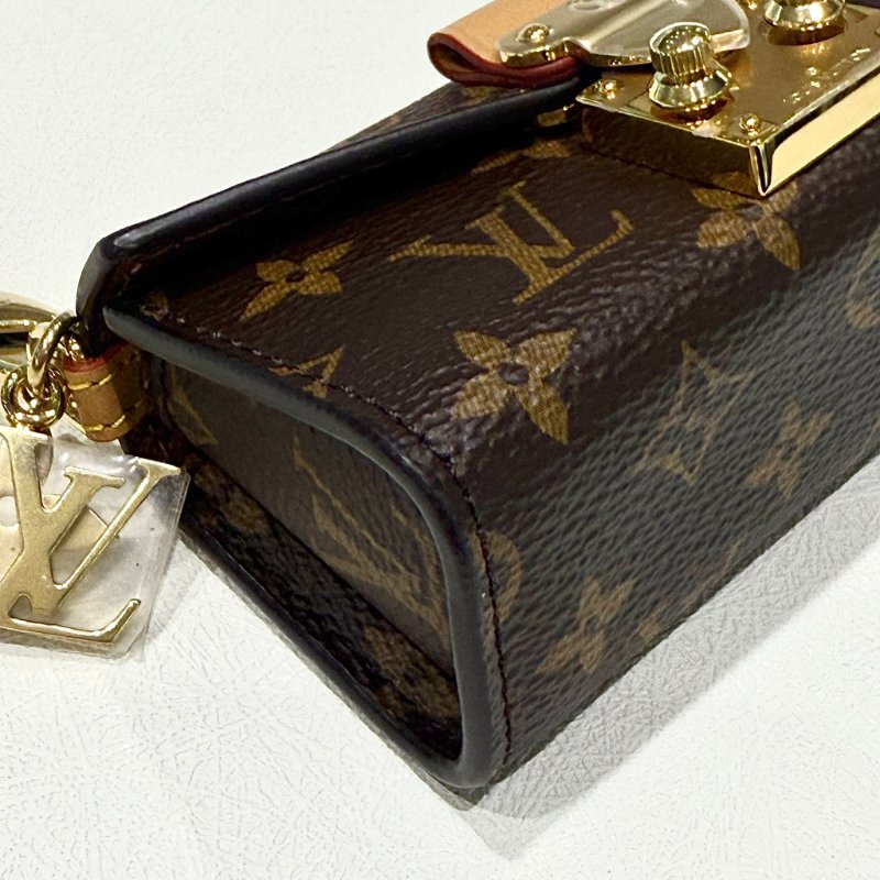 Louis Vuitton - 原花BITSY隨身小包-5