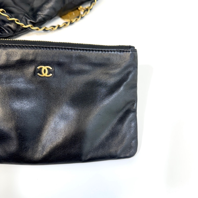 🖤香奈兒垃圾袋Chanel黑金油蠟牛皮小號22Bag AS3260-11